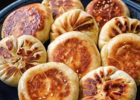 Pan-fried Veggie Buns